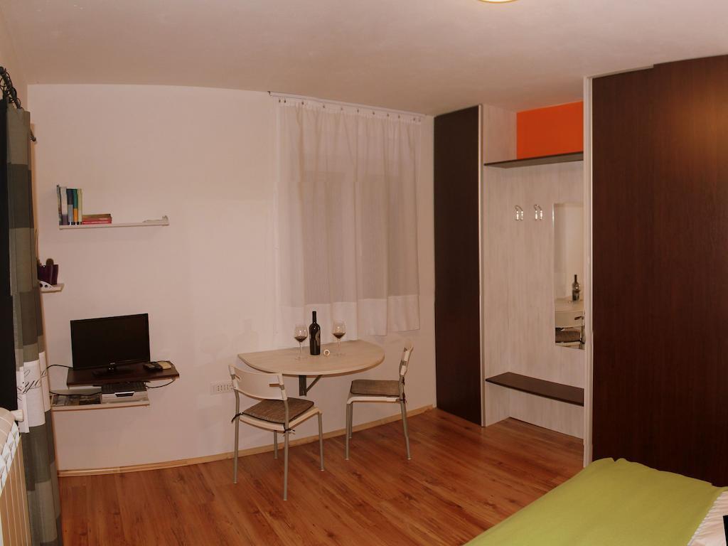 Apartment Studio Fuart Štinjan Camera foto